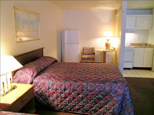 Sunshine Inn & Suites Virginia Beach Room photo